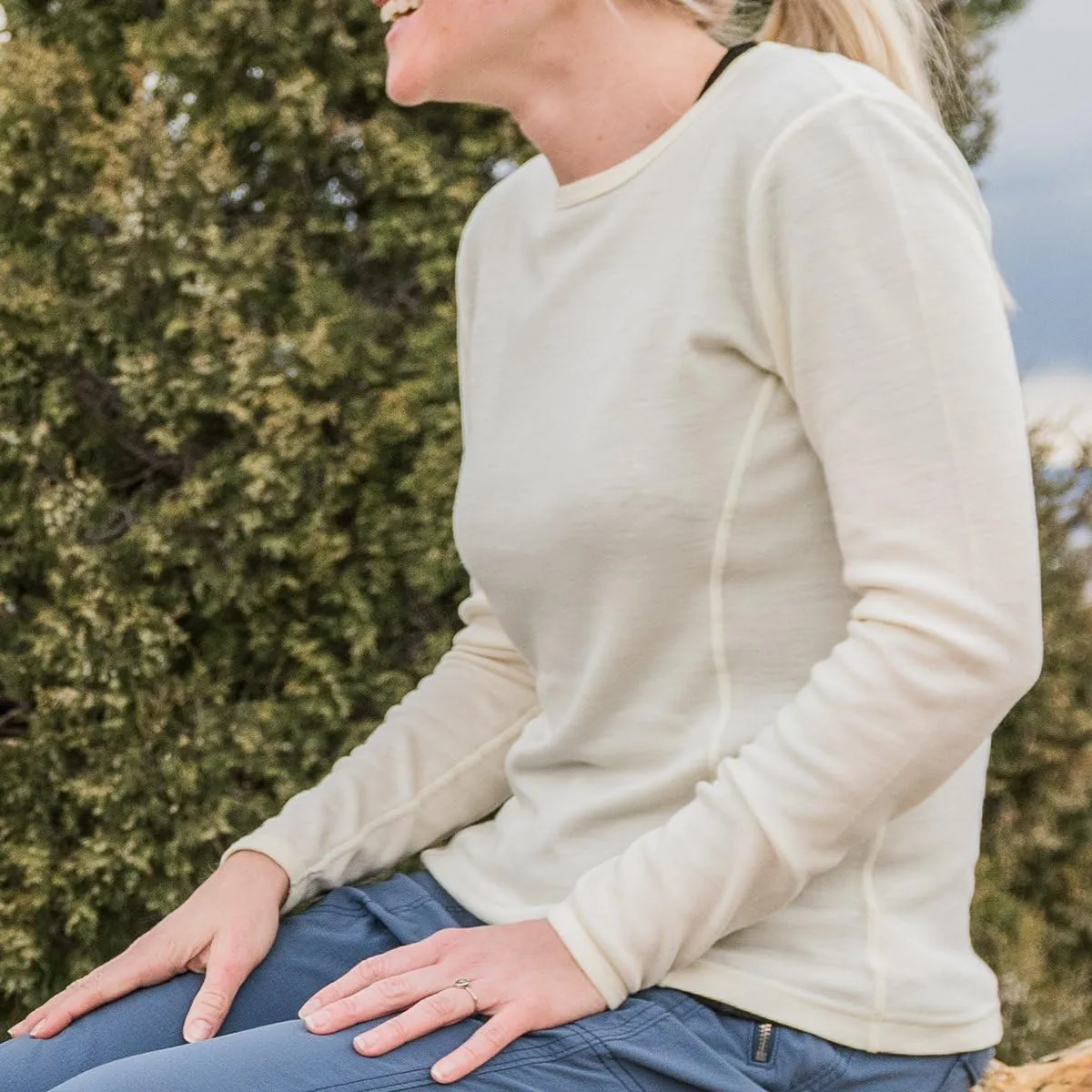 100% Merino Wool - Women's Midweight Base Layer - Long Sleeve Crew
