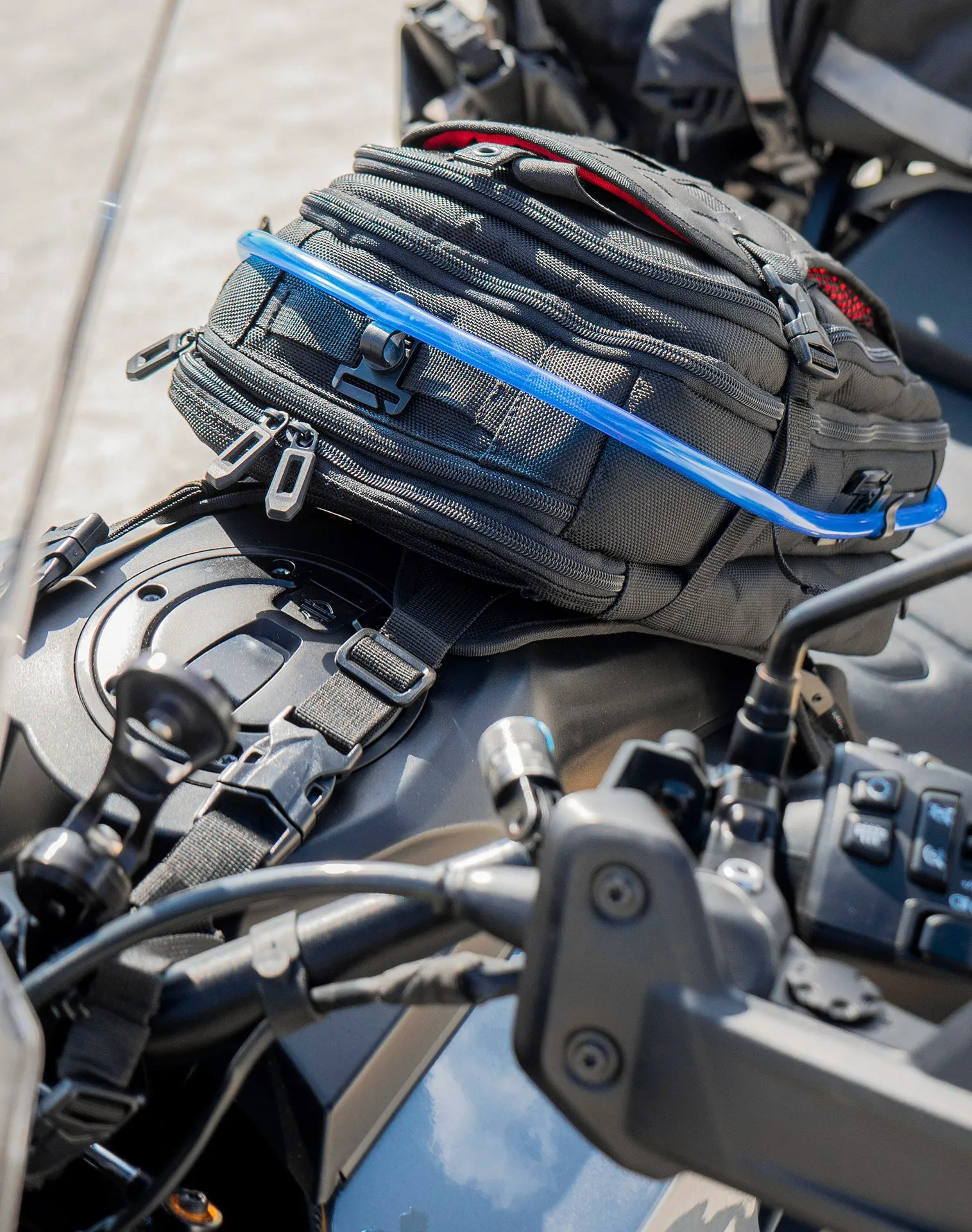 7L - Apex Yamaha ADV Touring Tank Bag with Hydration Pack