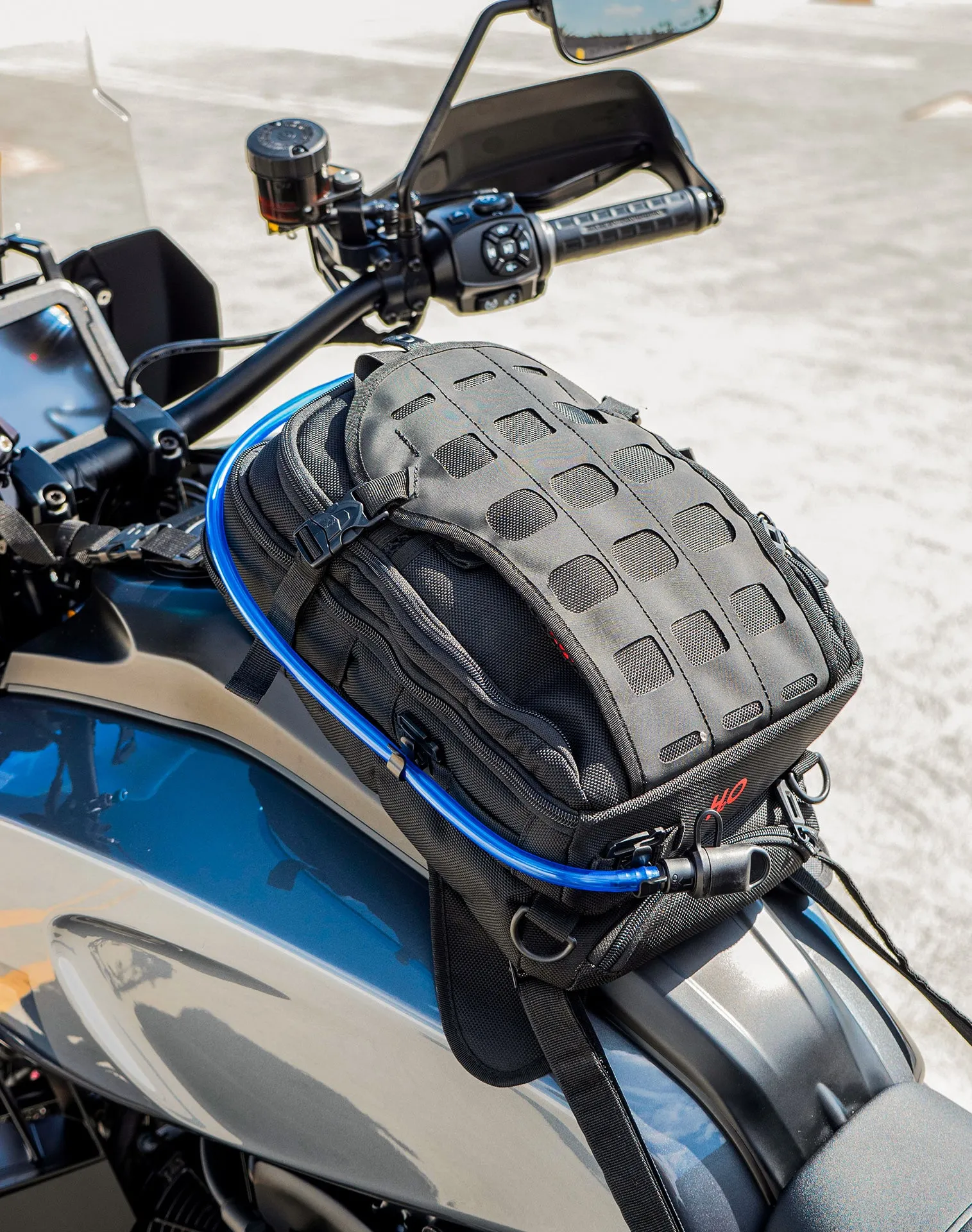 7L - Apex Yamaha ADV Touring Tank Bag with Hydration Pack