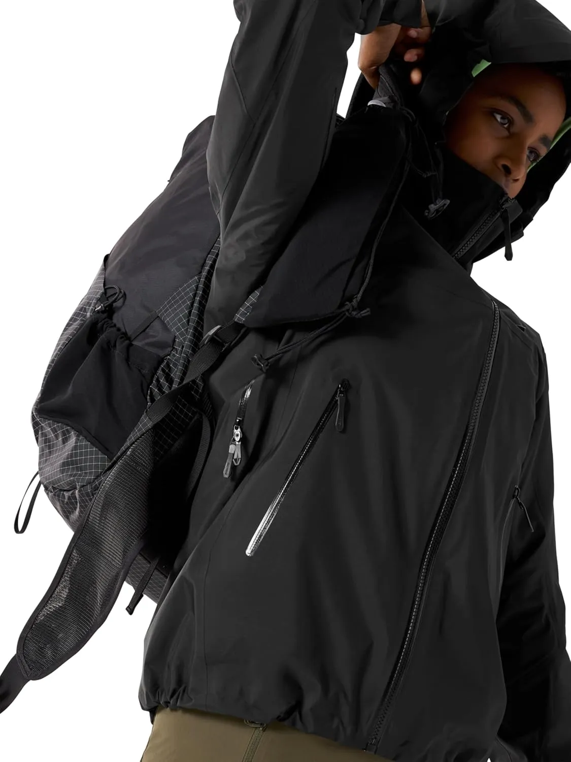 Arc'teryx Beta AR Women’s Jacket | Waterproof, Windproof Gore-Tex Pro Shell Women’s Winter Jacket with Hood for All Round Use