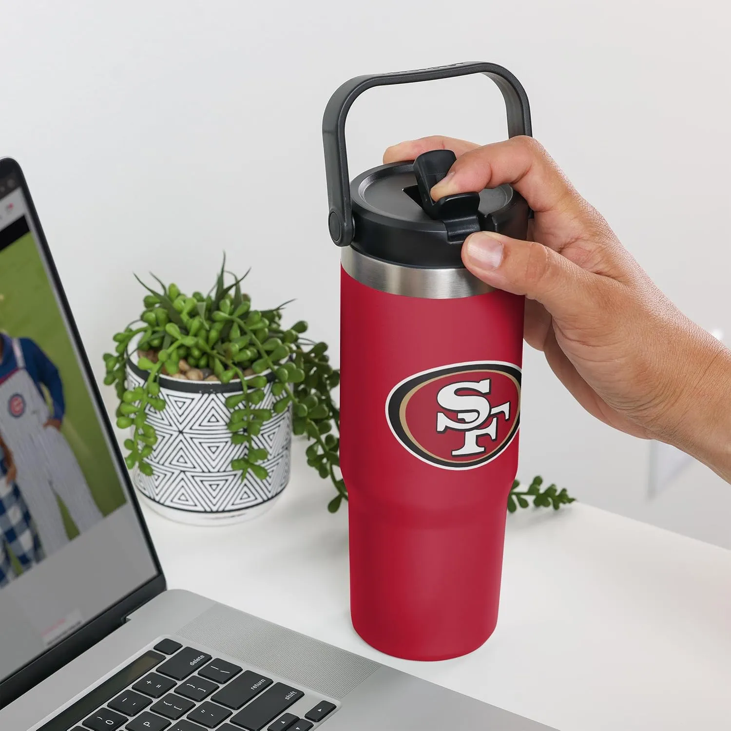 FOCO NFL Unisex-Adult NFL Team Logo Insulated Travel Mug 30oz Straw Tumbler