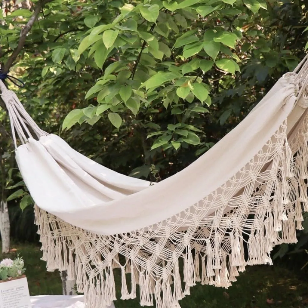 Hammock Double Outdoor Hammock Tassel Exotic Style Camping Lazy Hanging Basket Home Leisure Thickened Canvas Courtyard Swing Hammock Outdoor(B)