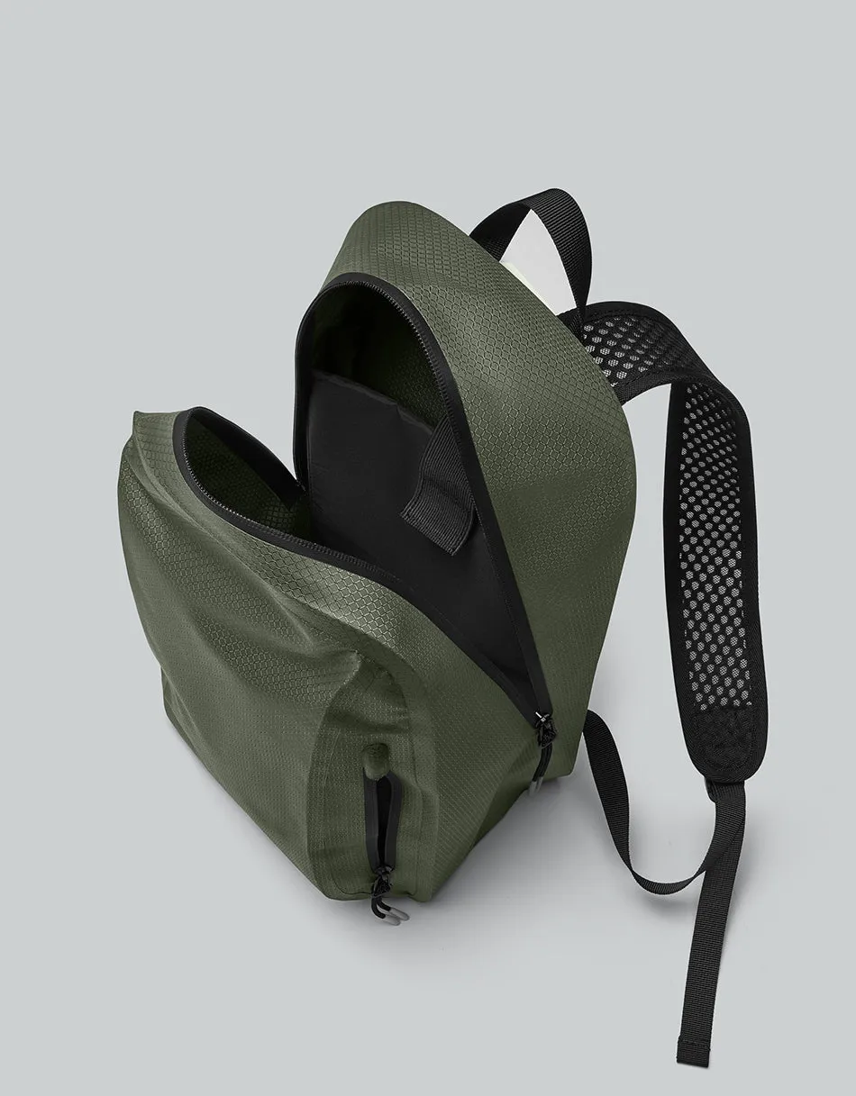 Lightweight DuoSeal Backpack 14"
