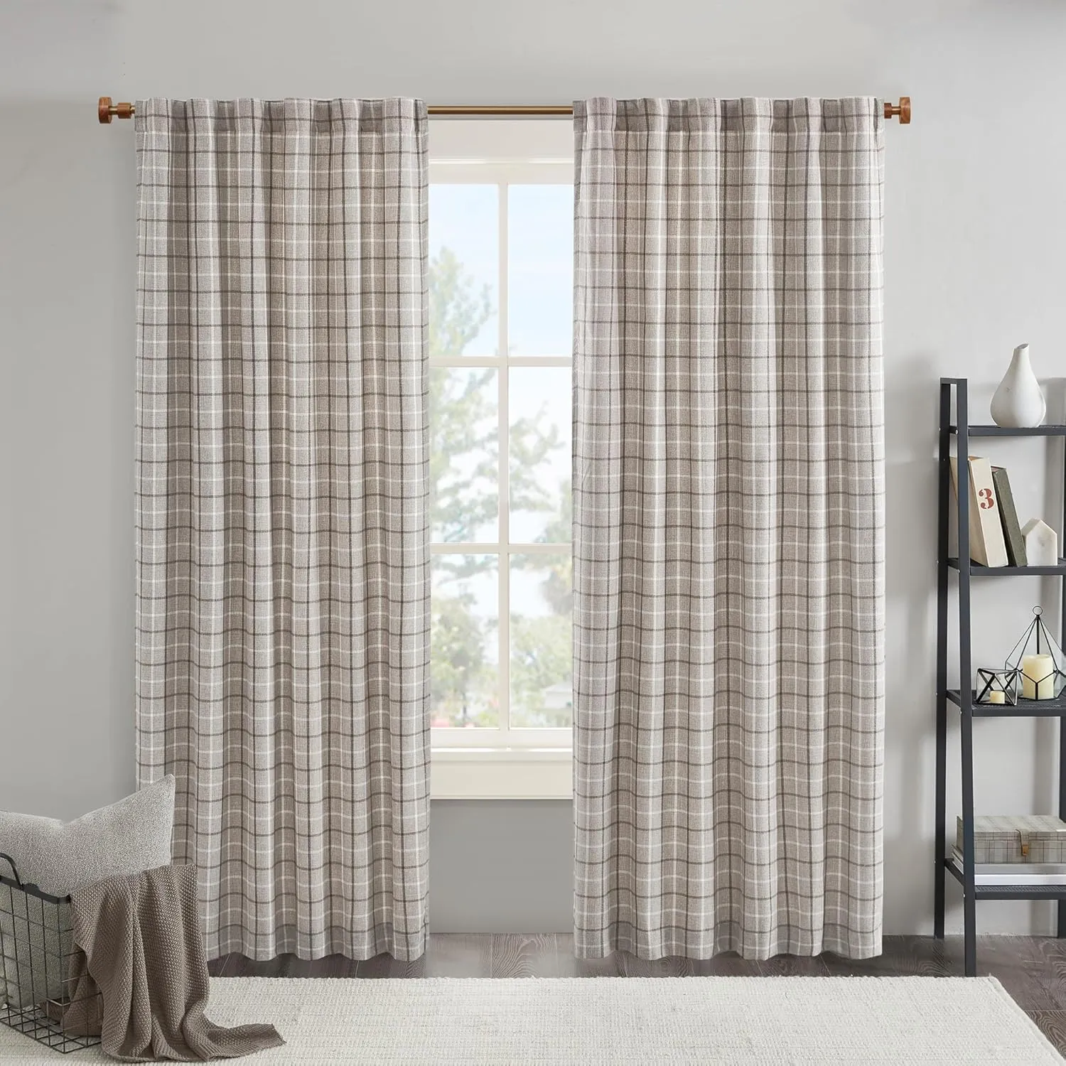 Madison Park Anaheim Cabin Plaid Curtain Window, Thermal Insulated Fleece Lining, Living Room Decor Room Darkening Drape for Bedroom, 1-Single Panel Pack, 50" x 84", Rod Pocket, Brown