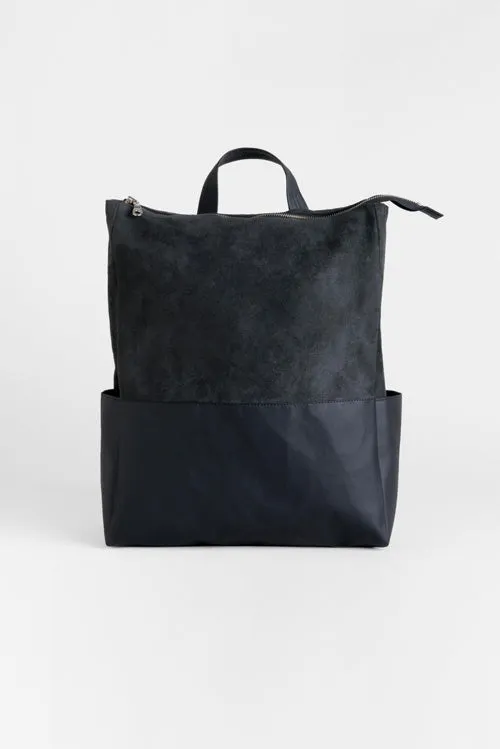 Metropolitan Backpack Charcoal by Lee Coren