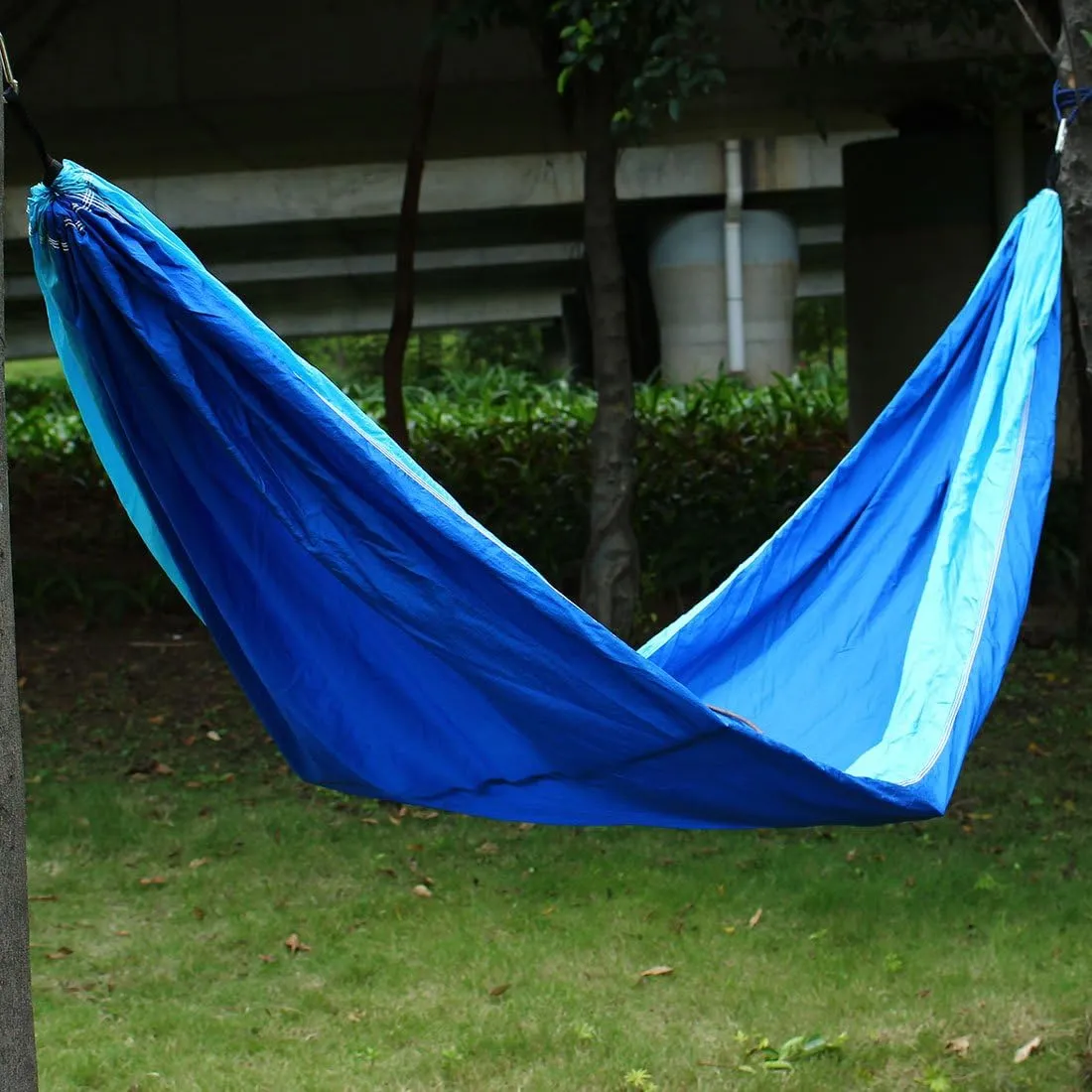 Qtqgoitem Backpacking Travel, Summer Nylon Nest Hanging, Sleeping Bed, Lightweight, Parachute, Portable Swing, Double Hammock with, Carabiners Sapphire Blue (Model: 6d1 3d9 ac1 f61 176)