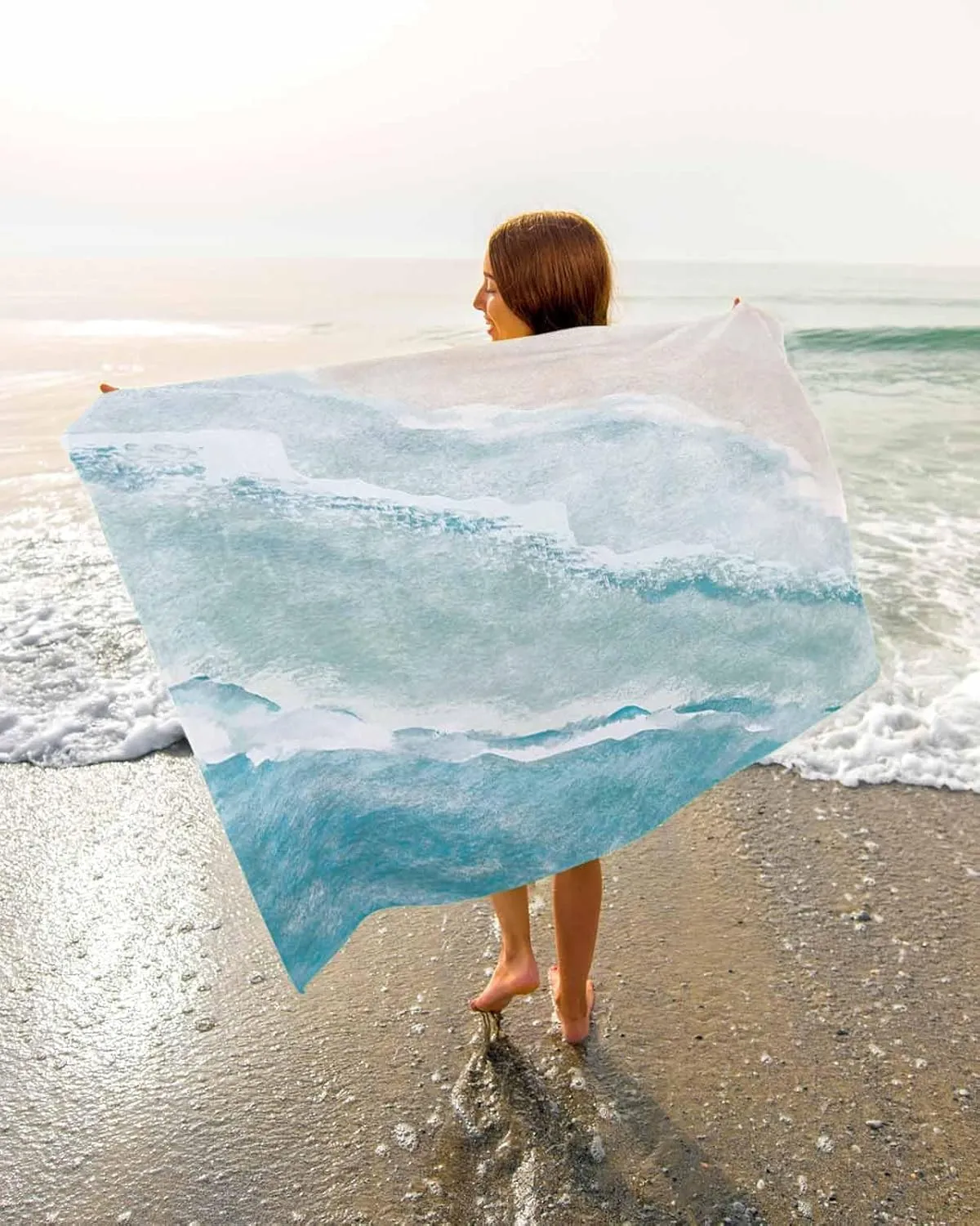 Quick-Drying Microfiber Beach Towel, Watercolor Blue Ocean Sea Waves Beach Soft Absorbent Bath Shower Towels, Lightweight Portable Towel/Blanket for Travel/Swimming Pool/Camping/Yoga/Gym，35x70 Inch