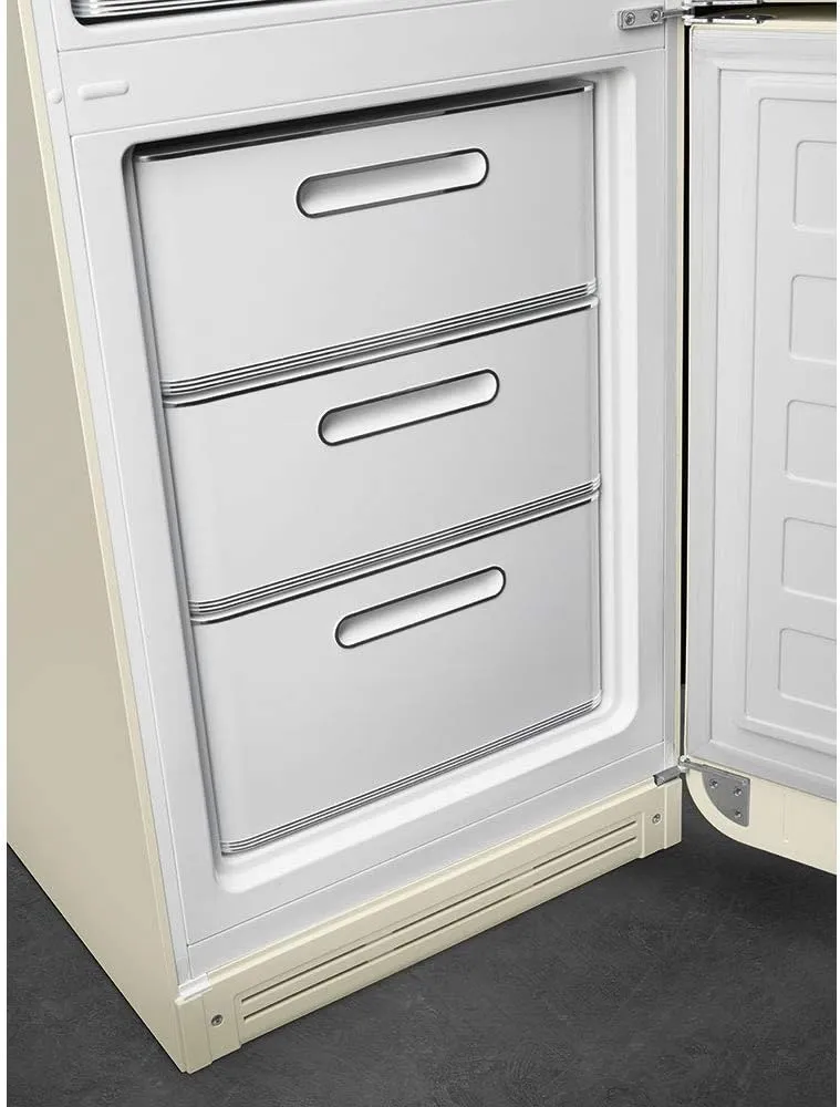 SMEG FAB32URCR3 FAB32 Retro Style Refrigerator, Cream