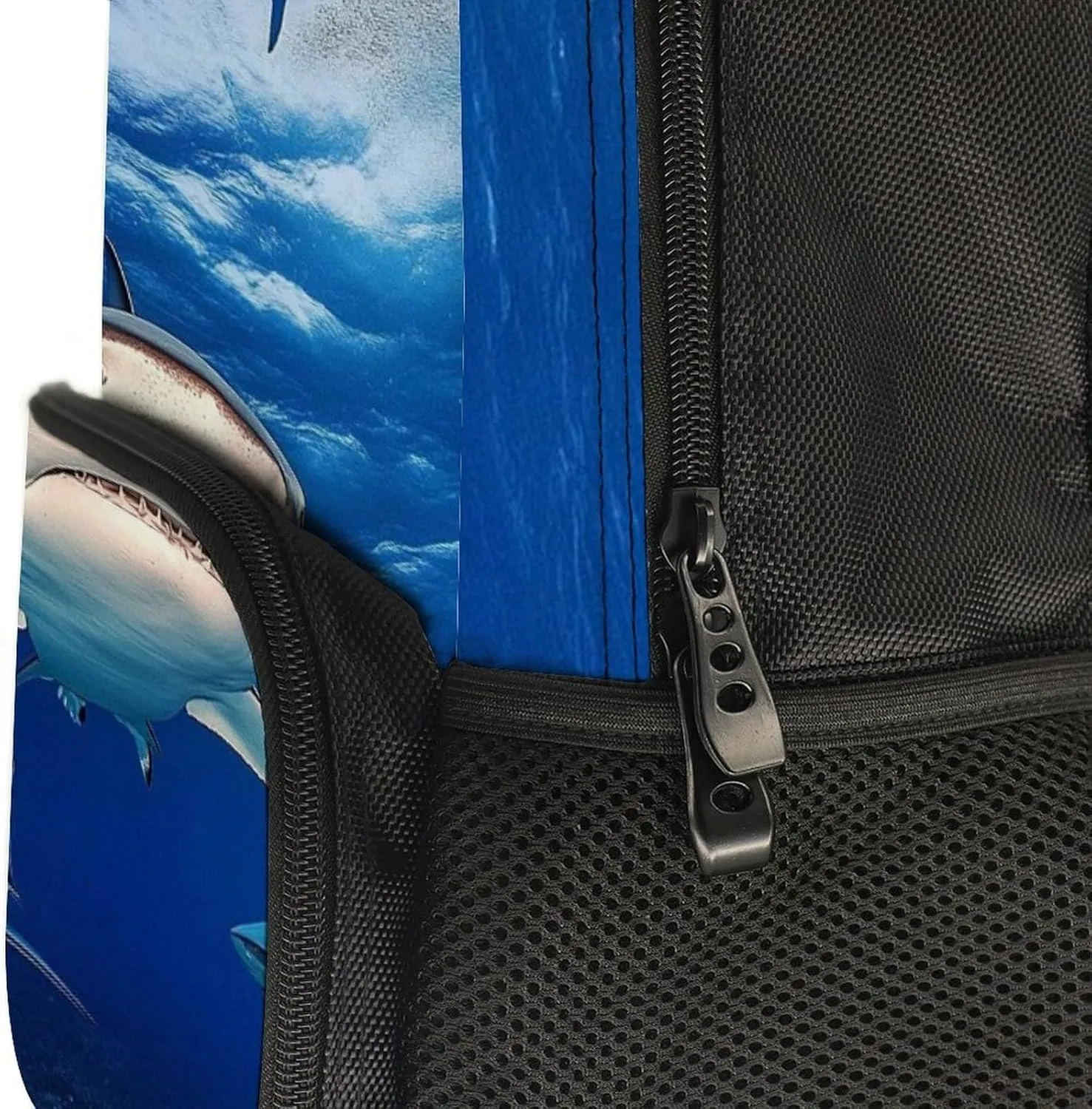 Supdreamc Lightweight Rucksacks for Camping Picnic Walking Cycling - Large Capacity Multipurpose Anti-Theft Carry On Bag, Blue Ocean Sea Shark Travel Hiking & Camping Rucksack